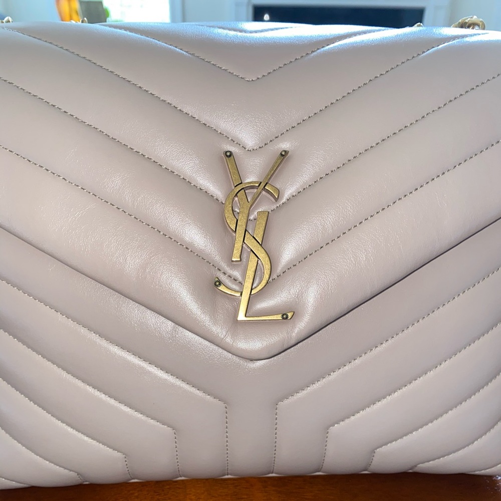 Saint Laurent- Calfskin Medium Loulou Satchel-Nude